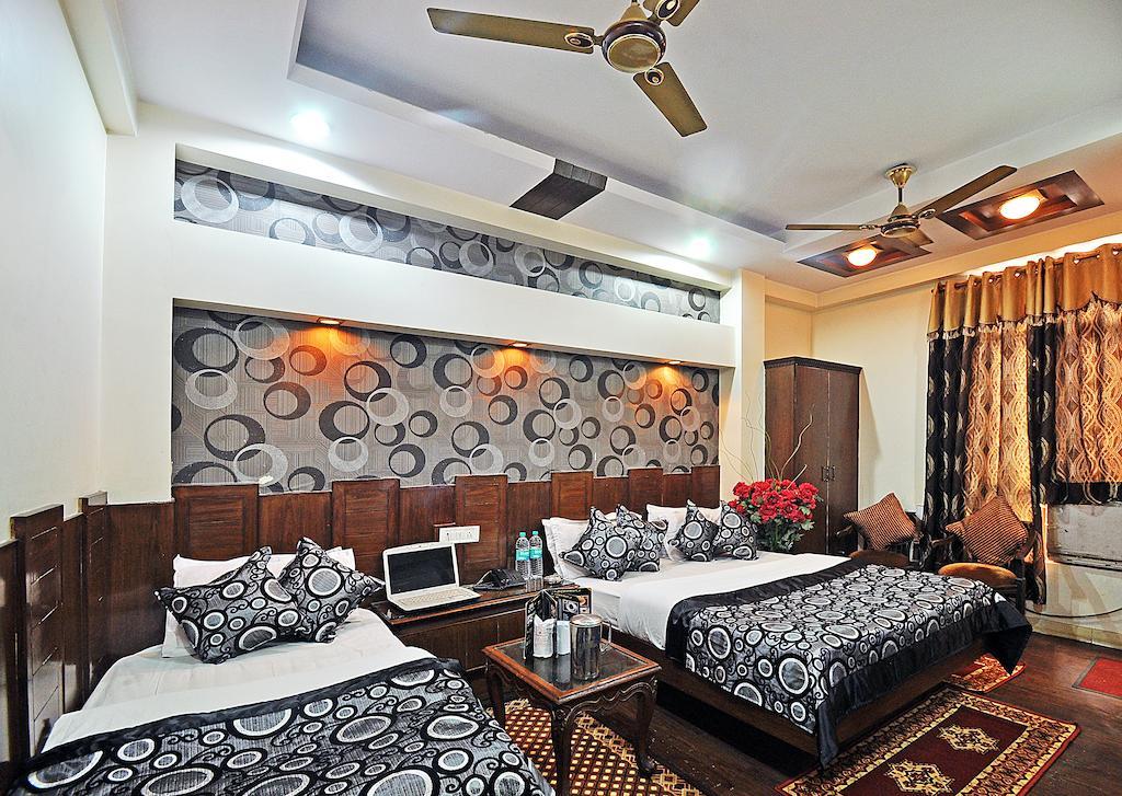 Hotel Shiva Intercontinental New Delhi Room photo