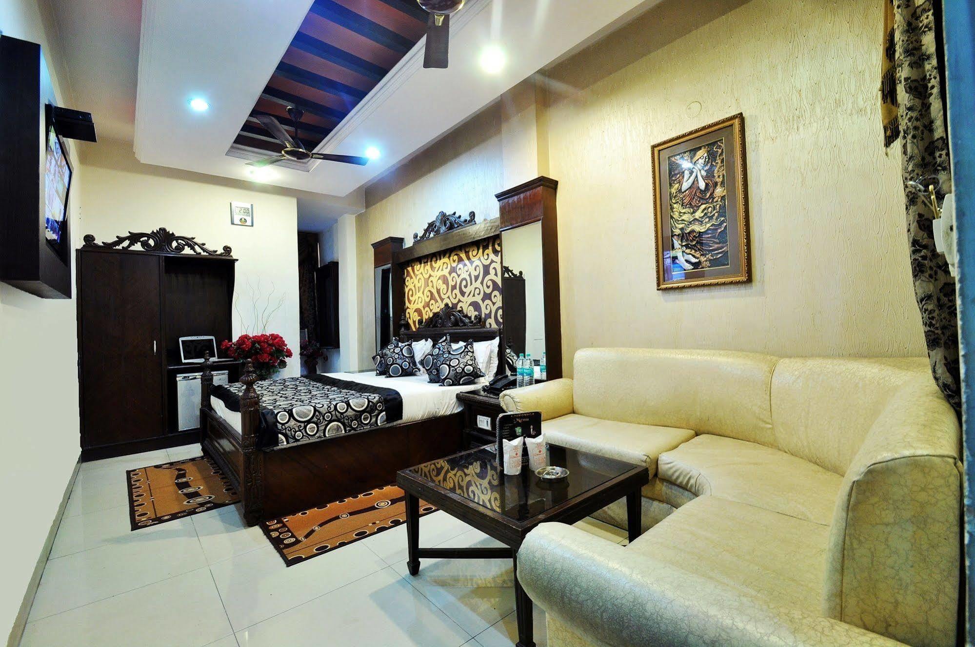 Hotel Shiva Intercontinental New Delhi Exterior photo